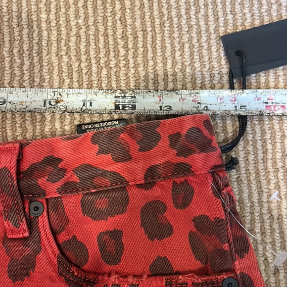 NWT BLANKNYC cheetah red and black cut offs shorts size 26 - Picture 12 of 15